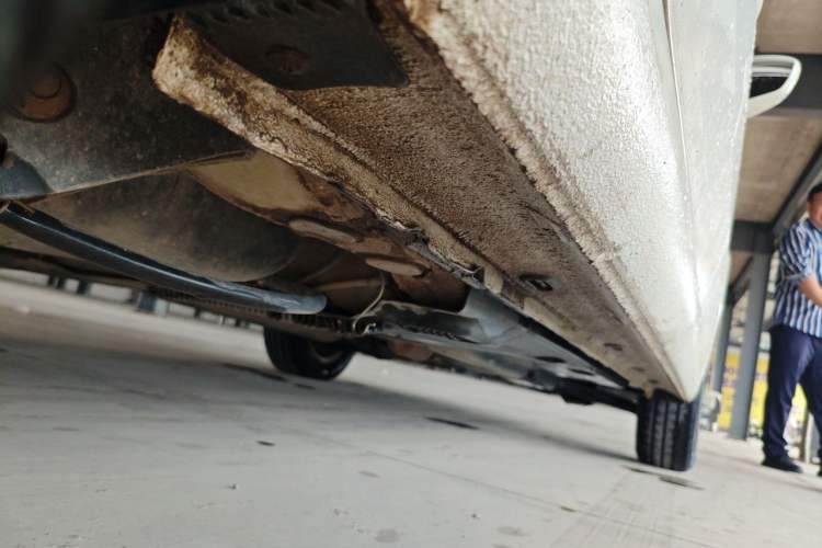 Used Volkswagen Jetta 2015 Zhuihui Edition 1.4L Manual Fashion Model Chassis Rear Right