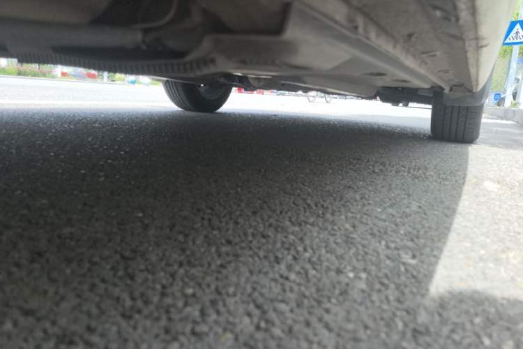 Used Volkswagen Jetta 2015 1.6L Manual Comfort Model Chassis Rear Right