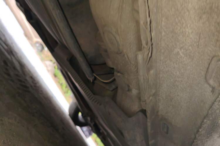 Used Volkswagen Jetta 2015 1.6L Manual Comfort Model Chassis Rear Right