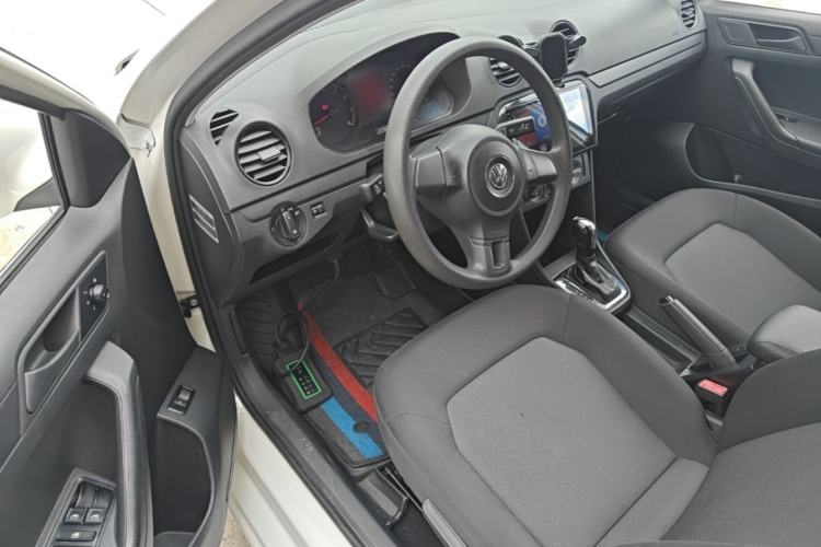 Used Volkswagen Jetta 2015 Value Edition 1.6L Automatic Fashion Version Driver Seat