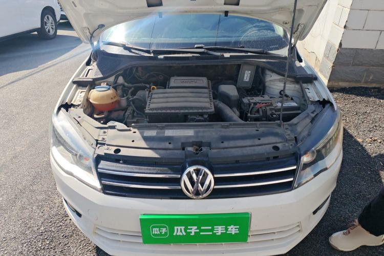 Used Volkswagen Jetta 2015 1.6L Manual Comfort Model Engine Bay