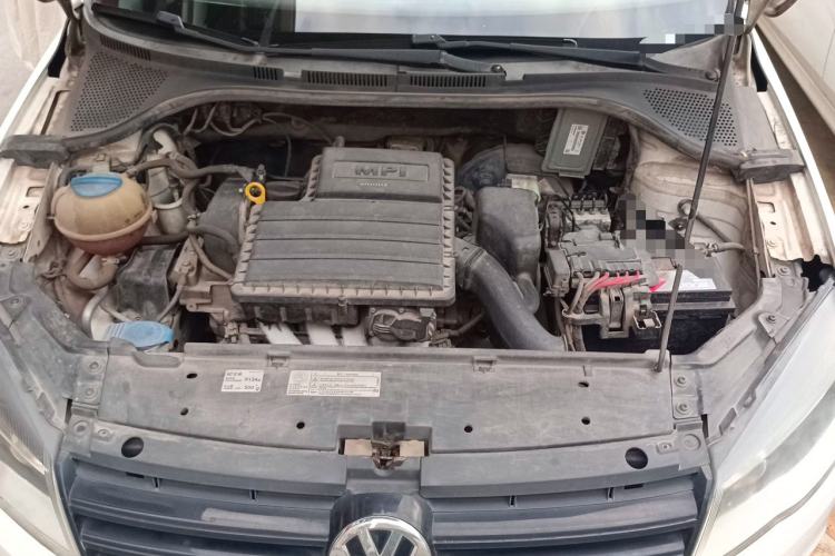Used Volkswagen Jetta 2015 1.6L Manual Fashion Edition Engine Bay