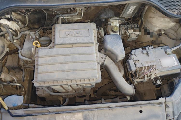 Used Volkswagen Jetta 2015 1.6L Manual Comfort Model Engine Bay