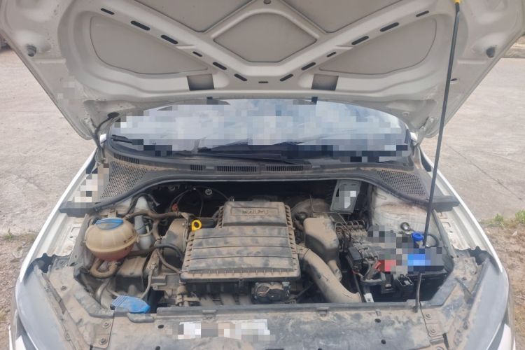 Used Volkswagen Jetta 2015 1.4L Manual Fashion Model Engine Bay