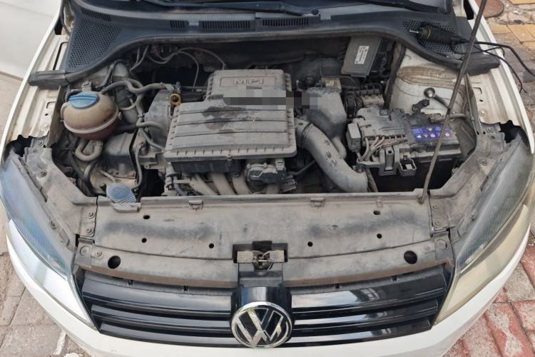 Used Volkswagen Jetta 2015 Value Edition 1.6L Manual Fashionable Style Engine Bay