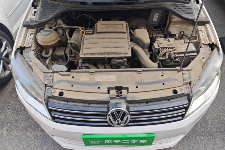 Used Volkswagen Jetta 2015 Zhuihui Edition 1.6L Manual Comfort Model Engine Bay