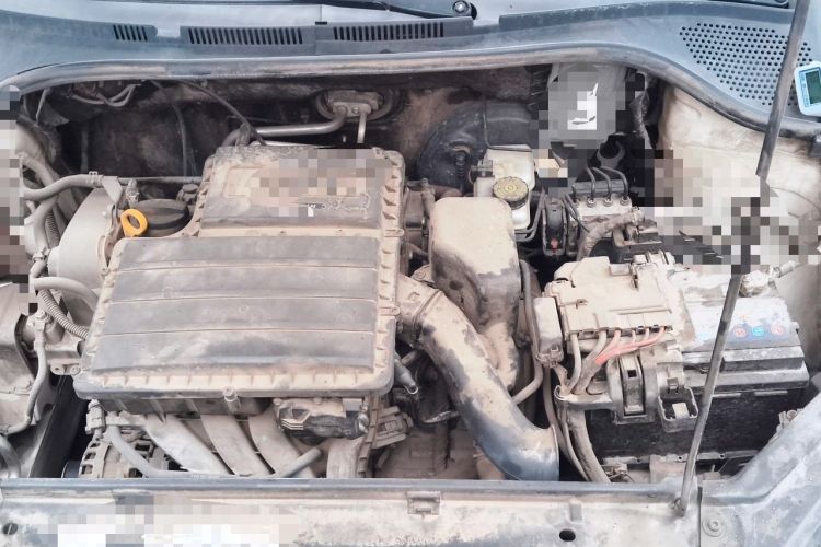 Used Volkswagen Jetta 2015 Value Edition 1.6L Automatic Fashion Version Engine Bay
