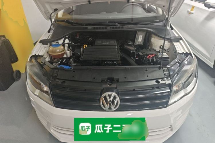 Used Volkswagen Jetta 2015 1.6L Manual Fashion Edition Engine Bay