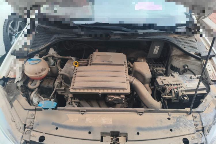 Used Volkswagen Jetta 2015 1.4L Manual Fashion Model Engine Bay
