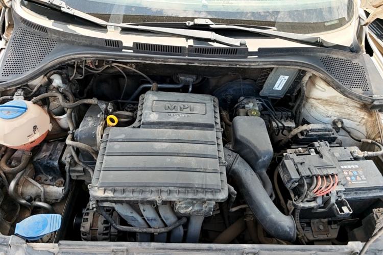 Used Volkswagen Jetta 2015 1.6L Automatic Luxury Model Engine Bay