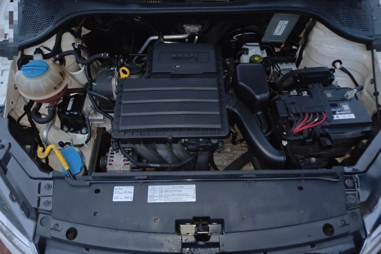 Used Volkswagen Jetta 2015 Value Edition 1.6L Automatic Fashion Version Engine Bay