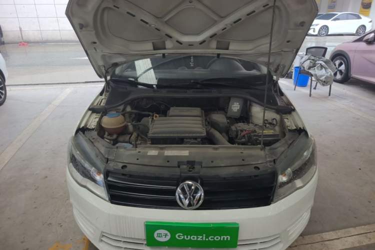 Used Volkswagen Jetta 2015 1.6L Manual Fashion Edition Engine Bay