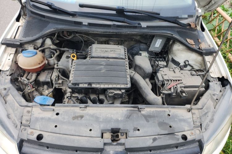 Used Volkswagen Jetta 2015 1.6L Manual Comfort Model Engine Bay