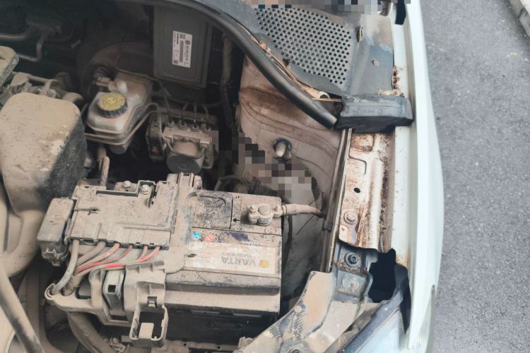 Used Volkswagen Jetta 2015 1.4L Manual Fashion Model Engine Bay Left