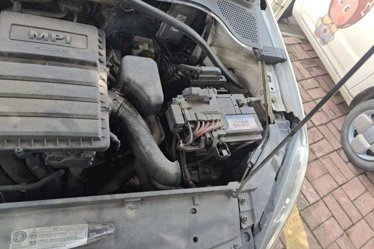 Used Volkswagen Jetta 2015 1.6L Automatic Comfort Model Engine Bay Left