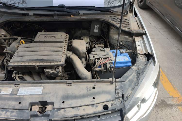 Used Volkswagen Jetta 2015 1.4L Manual Comfort Model Engine Bay Left