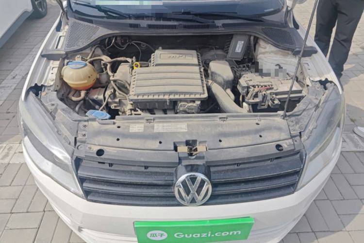 Used Volkswagen Jetta 2015 Value Edition 1.6L Manual Fashionable Style Engine Bay