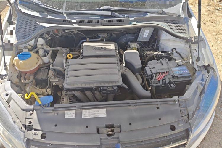 Used Volkswagen Jetta 2015 Value Edition 1.6L Automatic Comfort Version Engine Bay