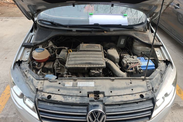 Used Volkswagen Jetta 2015 1.4L Manual Comfort Model Engine Bay