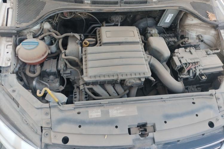 Used Volkswagen Jetta 2015 Value Edition 1.6L Automatic Comfort Version Engine Bay