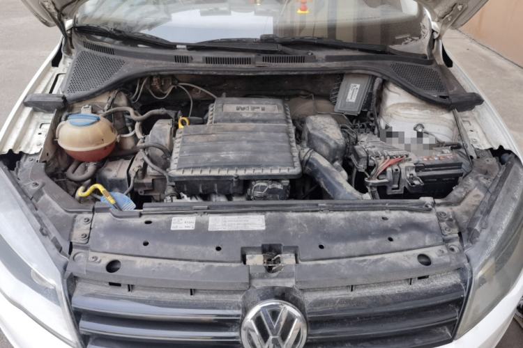 Used Volkswagen Jetta 2015 Value Edition 1.6L Manual Fashionable Style Engine Bay
