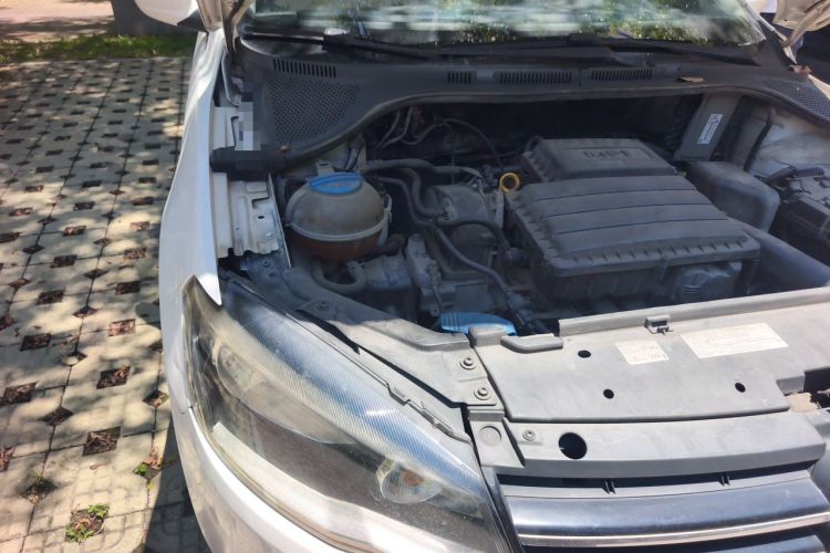 Used Volkswagen Jetta 2015 1.6L Automatic Comfort Model Engine Bay Right