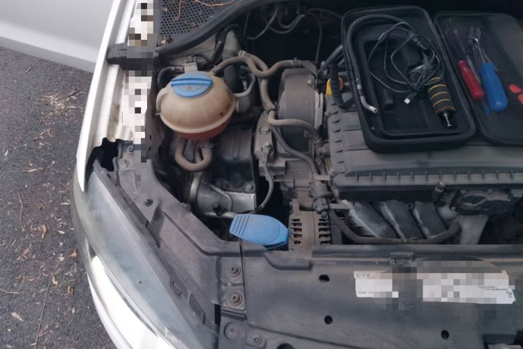 Used Volkswagen Jetta 2015 1.6L Automatic Comfort Model Engine Bay Right