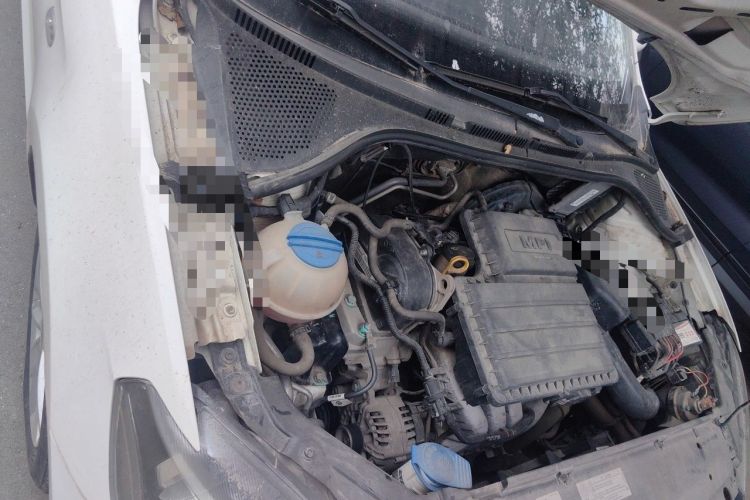 Used Volkswagen Jetta 2015 1.6L Manual Comfort Model Engine Bay Right
