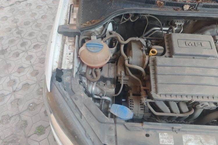 Used Volkswagen Jetta 2015 1.6L Manual Comfort Model Engine Bay Right
