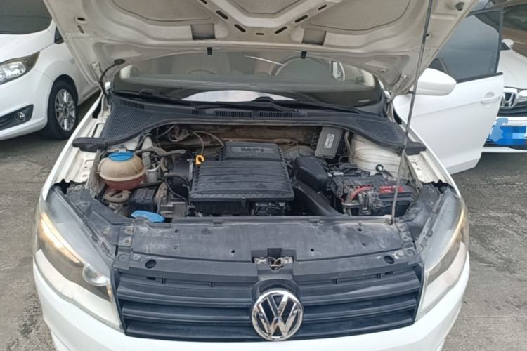 Used Volkswagen Jetta 2015 Value Edition 1.6L Manual Fashionable Style Engine Bay