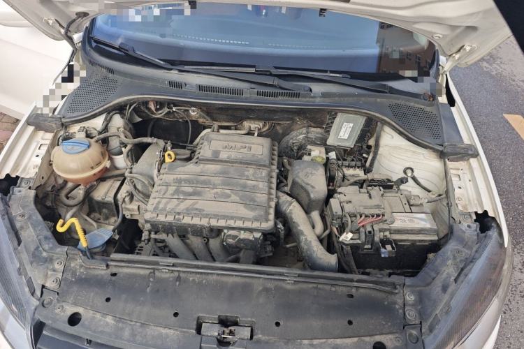 Used Volkswagen Jetta 2015 Value Edition 1.6L Automatic Fashion Version Engine Bay