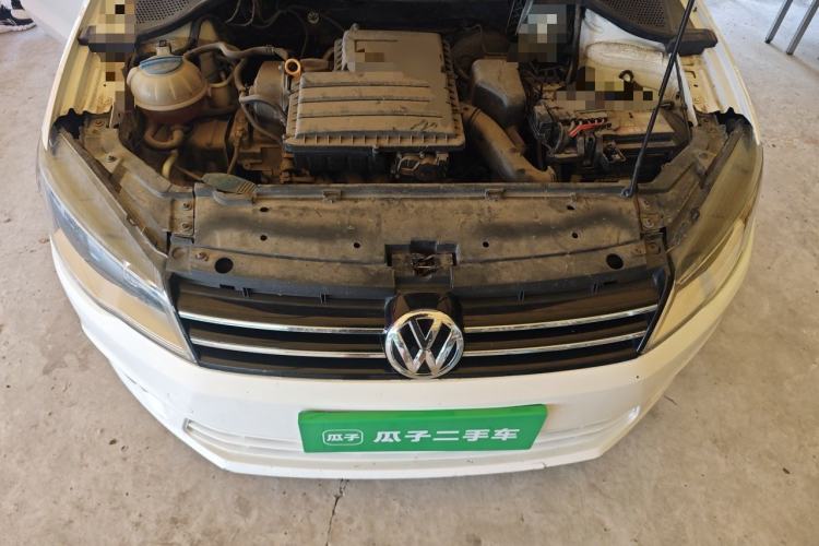 Used Volkswagen Jetta 2015 Zhihui Edition 1.4L Manual Comfort Model Engine Bay
