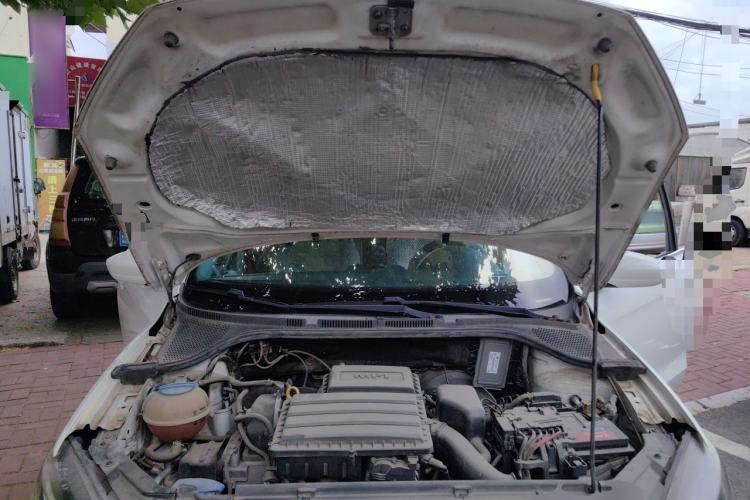 Used Volkswagen Jetta 2015 Value Edition 1.6L Automatic Comfort Version Engine Bay