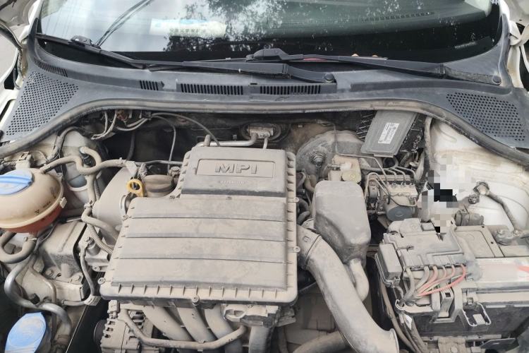 Used Volkswagen Jetta 2015 1.6L Manual Comfort Model Engine Bay