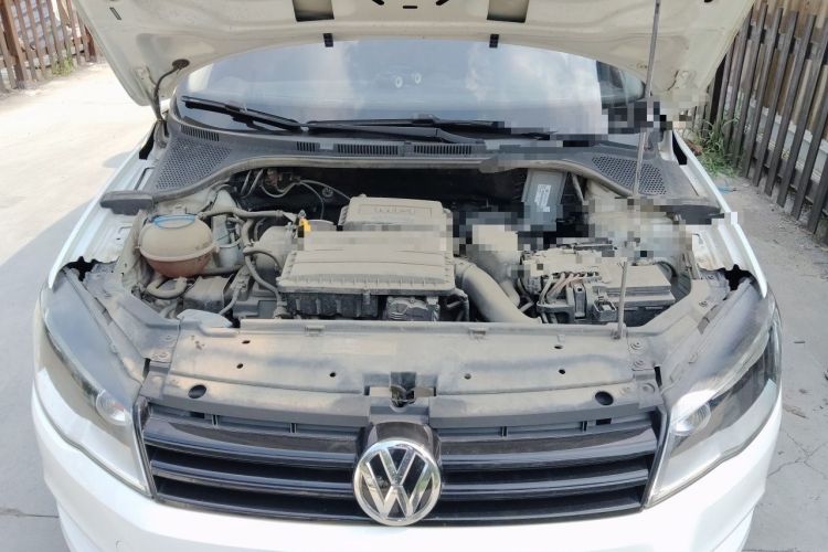 Used Volkswagen Jetta 2015 1.6L Automatic Fashion Model Engine Bay
