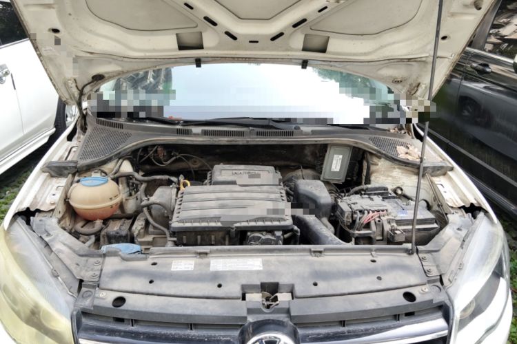 Used Volkswagen Jetta 2015 Value Edition 1.6L Automatic Comfort Version Engine Bay