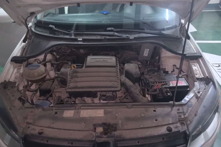 Used Volkswagen Jetta 2015 1.4L Manual Comfort Model Engine Bay