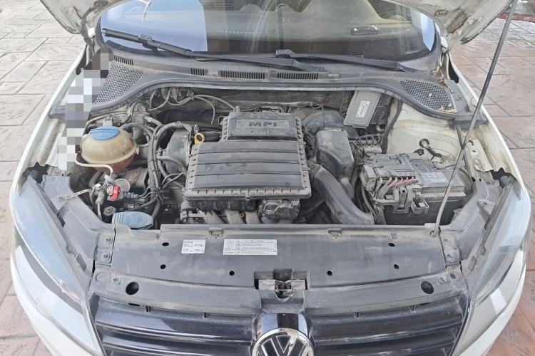 Used Volkswagen Jetta 2015 1.6L Manual Fashion Edition Engine Bay