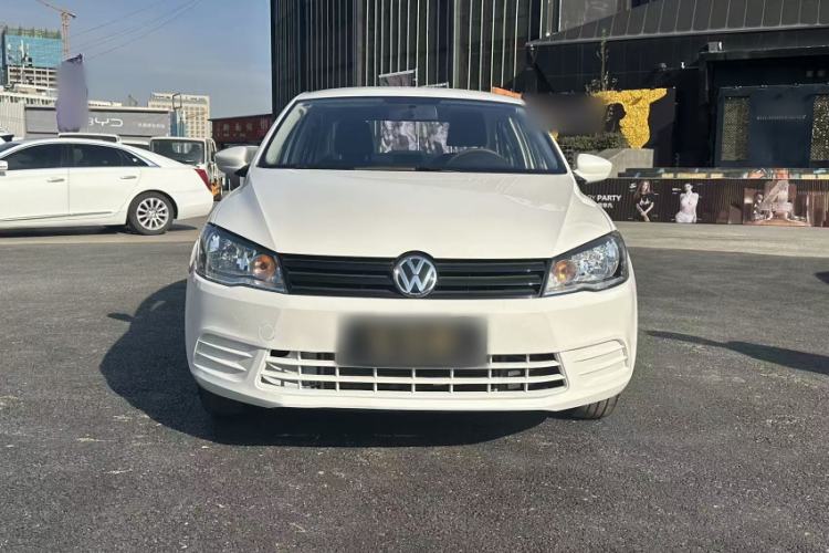 Used Volkswagen Jetta 2015 Value Edition 1.6L Manual Fashionable Style Exterior 1