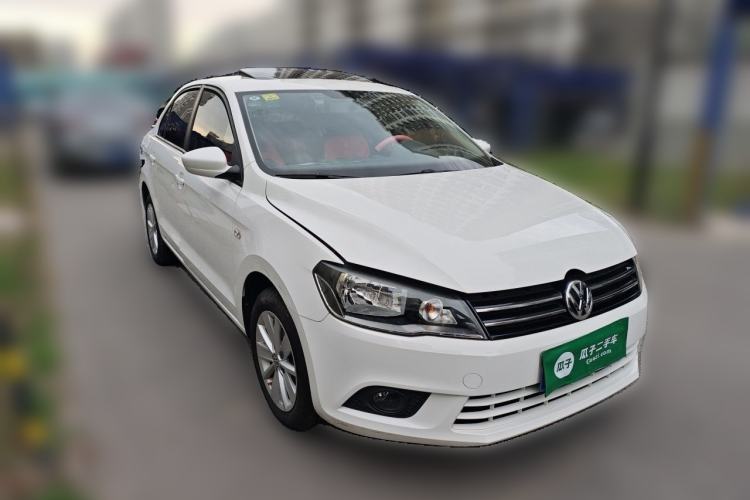 Used Volkswagen Jetta 2015 Zhuihui Edition 1.6L Manual Comfort Model Exterior 1