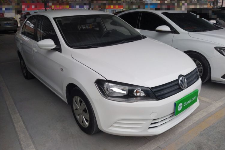 Used Volkswagen Jetta 2015 1.6L Manual Fashion Edition Exterior 1