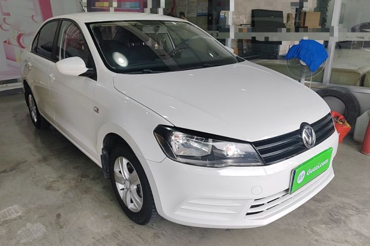 Used Volkswagen Jetta 2015 Value Edition 1.6L Manual Fashionable Style Exterior 1