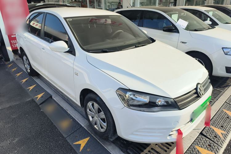 Used Volkswagen Jetta 2015 Value Edition 1.6L Manual Fashionable Style Exterior 2