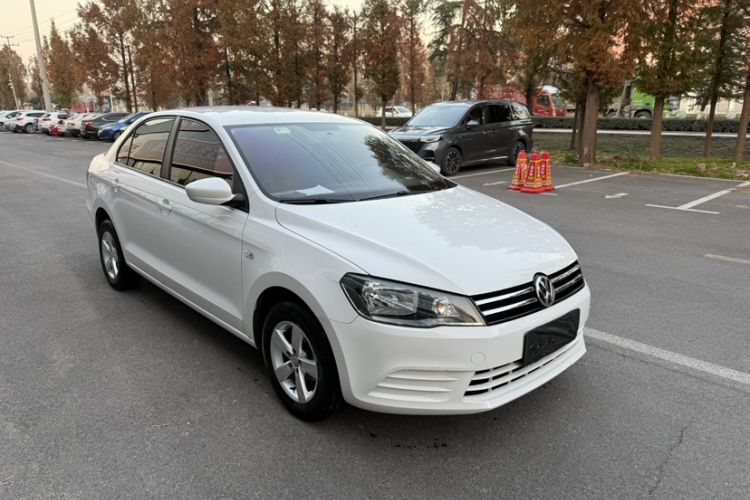 Used Volkswagen Jetta 2015 Zhuihui Edition 1.4L Manual Fashion Model Exterior 2