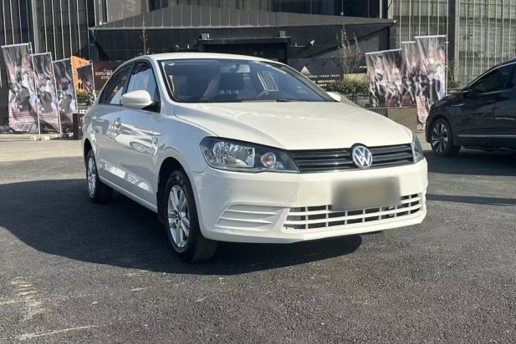 Used Volkswagen Jetta 2015 Value Edition 1.6L Manual Fashionable Style Exterior 2