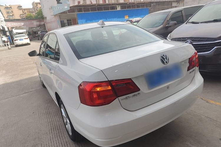 Used Volkswagen Jetta 2015 1.6L Automatic Comfort Model Exterior 2