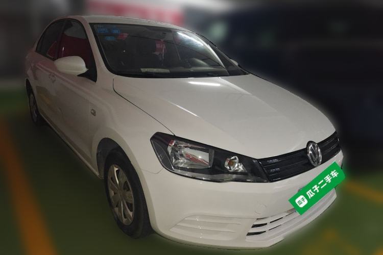 Used Volkswagen Jetta 2015 1.6L Automatic Fashion Model Exterior 2