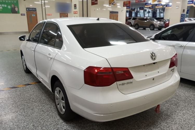 Used Volkswagen Jetta 2015 Value Edition 1.6L Automatic Fashion Version Exterior 2