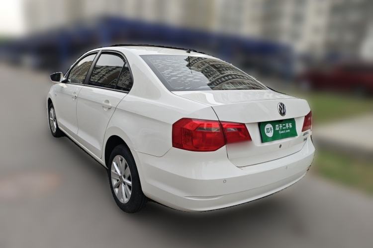 Used Volkswagen Jetta 2015 Zhuihui Edition 1.6L Manual Comfort Model Exterior 2