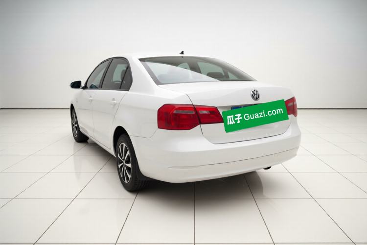 Used Volkswagen Jetta 2015 Value Edition 1.6L Manual Fashionable Style Exterior 3